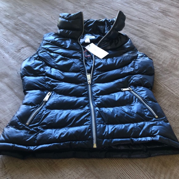 Calvin Klein women’s blue bubble jacket - Picture 1 of 5